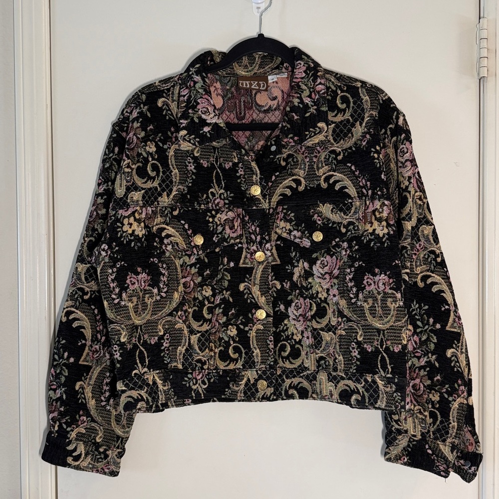 MZD Women’s Brocade Jacket